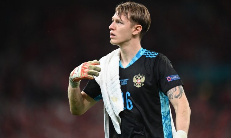 PSG podpisal z ruskim vratarjem Safonovom