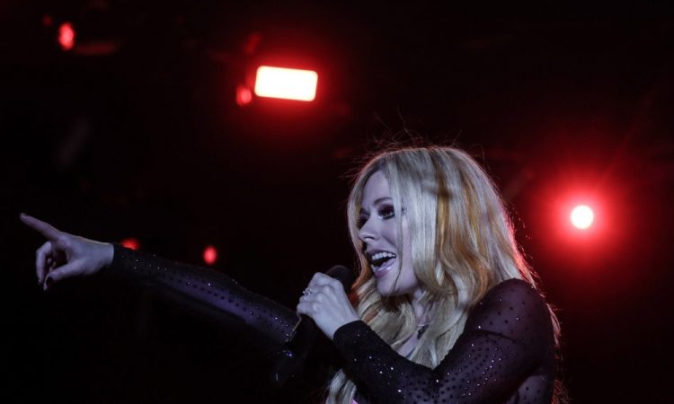Avril Lavigne v ponedeljek v puljski Areni