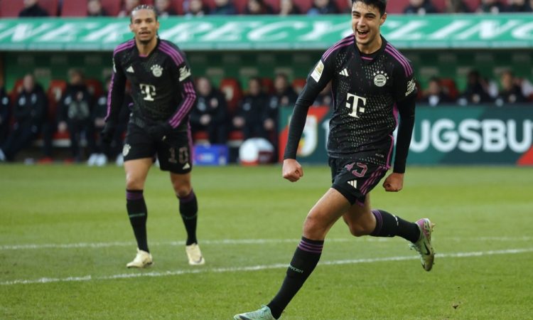 Pavlović v Bayernu do leta 2029