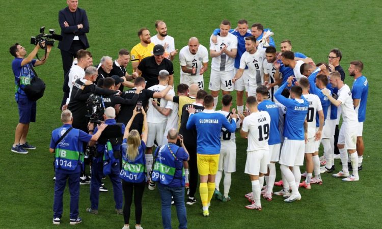 Slovenci že globoko v pripravah na lov na tri točke proti Srbiji