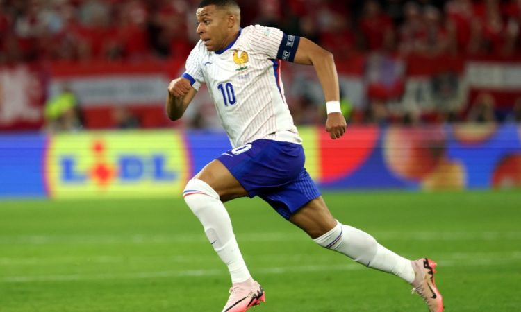 Mbappe bo na voljo za Francijo proti Nizozemcem