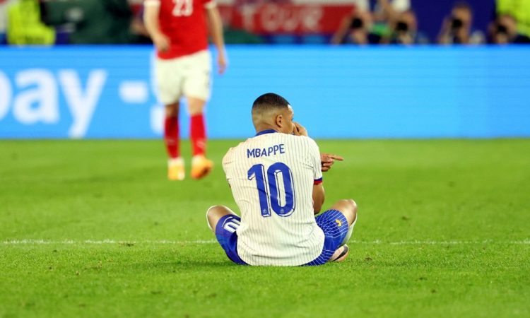 Mbappe pred tekmo z Nizozemsko le delno treniral