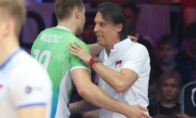 Slovenskim odbojkarjem četrto mesto v ligi narodov