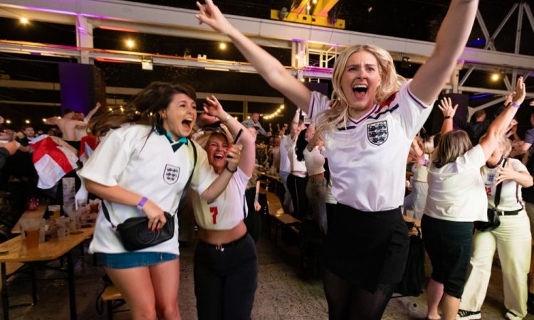 Sredin polfinale EP 2024 med Anglijo in Nizozemsko bolj nepredvidljiv od pričakovanj
