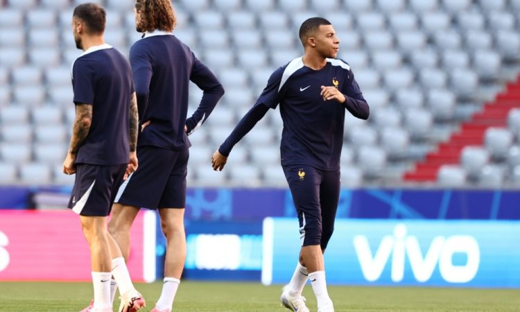Mbappe prehitel Šeška