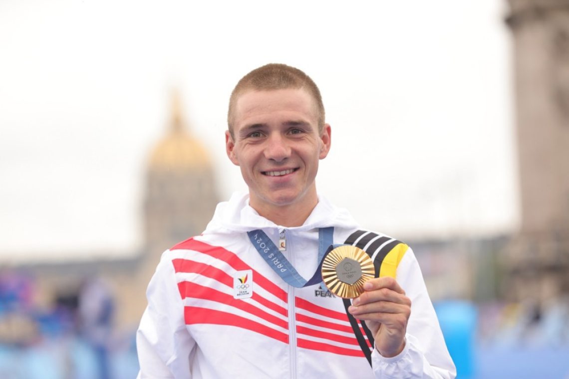 Evenepoel olimpijski prvak, Tratnik po težavah s kolesom 27.
