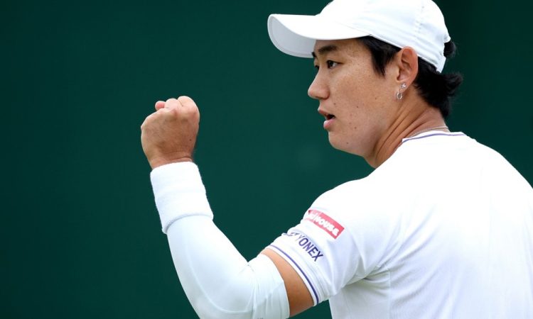 Nishioka po dežju zmagovalec Atlante