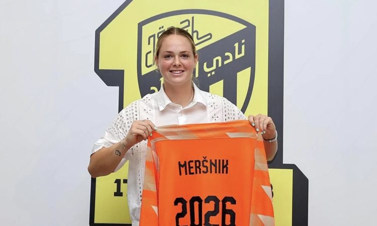 Vratarka Zala Meršnik v Savdsko Arabijo