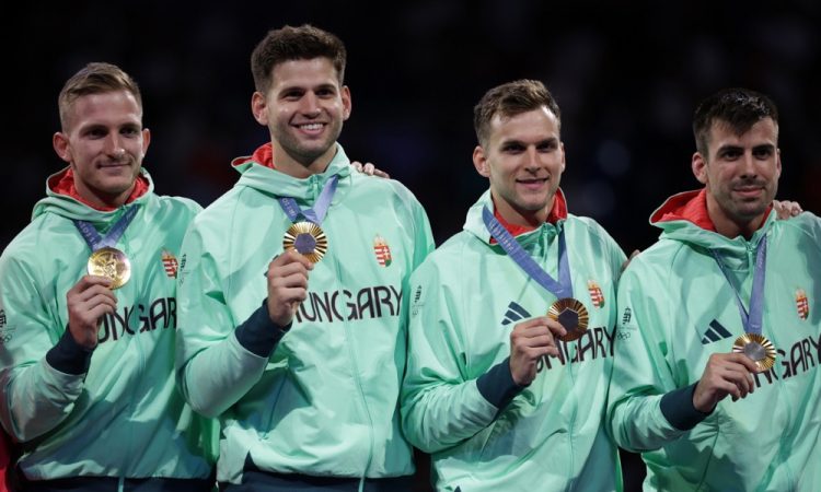 Madžarski sabljači najboljši z mečem