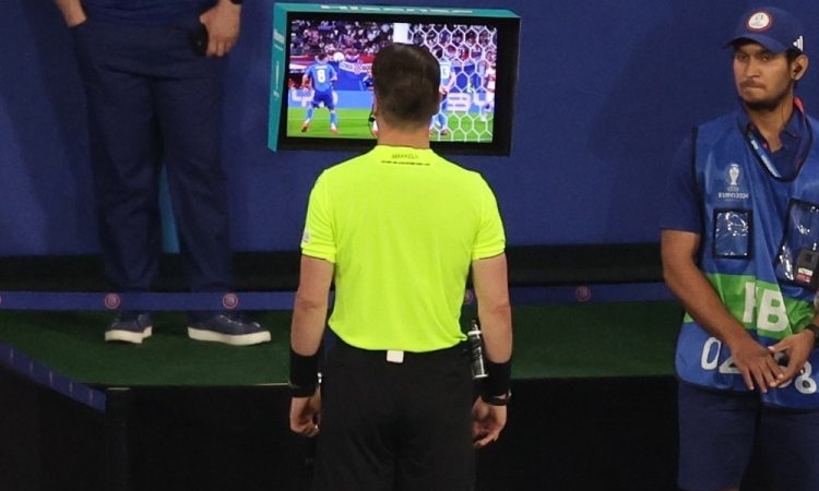 Slovenci kot video sodniki na dveh tekmah Evropske lige s sodniki iz regije