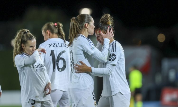 Lyon in Chelsea s popolnim izkupičkom v ženski ligi prvakinj