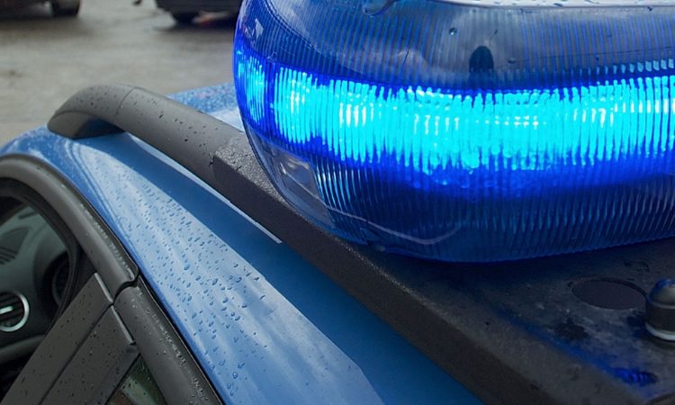 Policisti očividce pozivajo k posredovanju informacij o prometni nesreči v Velenju