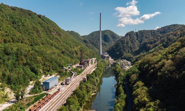 Holcim prodaja nekdanjo cementarno v Trbovljah, krajani proti okoljskim bremenom