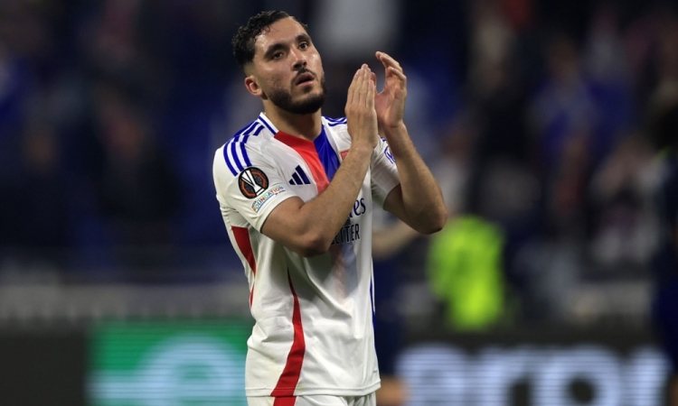 Manchester City pripeljal še Cherkija