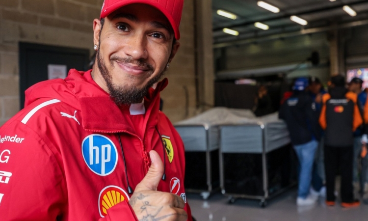 Hamilton: zmagovalec na stezi, iskalec ravnotežja v življenju