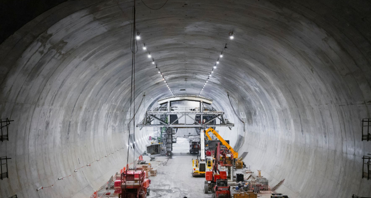 Kitajska napovedala gradnjo rekordno dolgega podmorskega predora