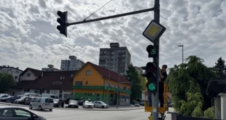 Velenje krepi digitalno spremljanje prometa in zraka