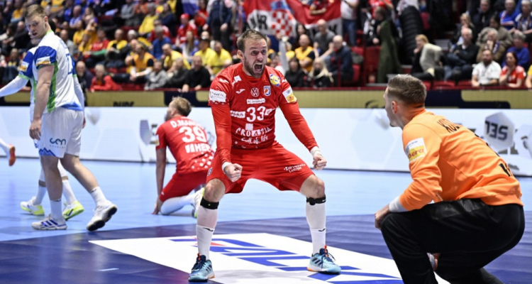 Slovenija po porazu s Hrvaško le še s teoretičnimi možnosti za polfinale