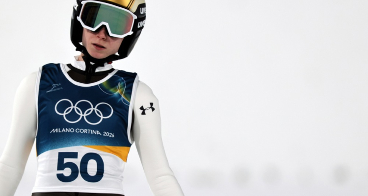 Nika Prevc olimpijska podprvakinja na srednji skakalnici